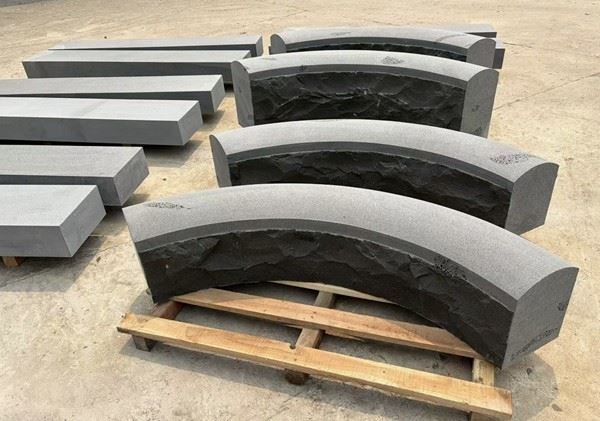 Curved Black Basalt Curbstone